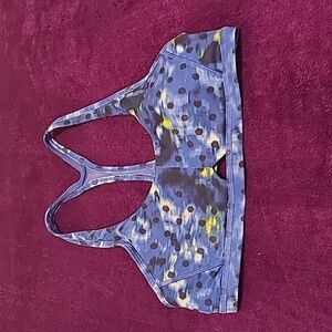 Lululemon Atletica Sport Brass, Size 8, Color Black & Blue